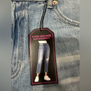 No Boundaries High-Rise Slim Straight Jeans - Blue